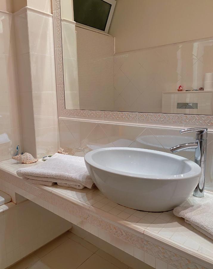 Pendeli's Luxury Apartment Athena Bagian luar foto